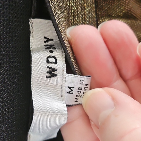 Elegant metallic olive Green Pleated Skirt - Picture 4 of 11